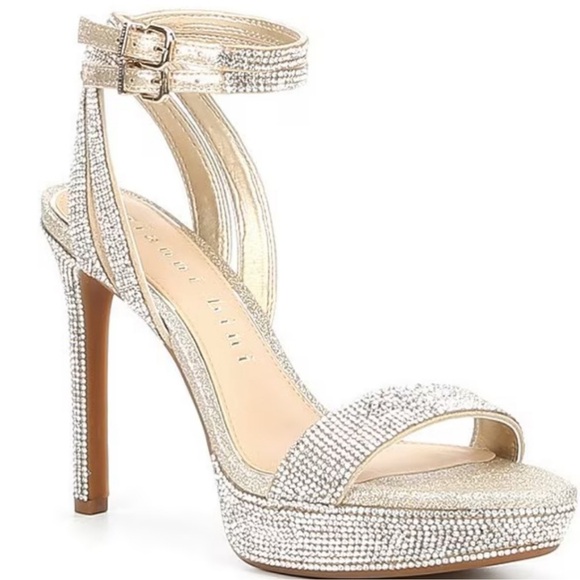 Gianni Bini Shoes - Gianni Bini Zinnaa Jewel Embellished Ankle Strap Glitter Platform Sandals size 9